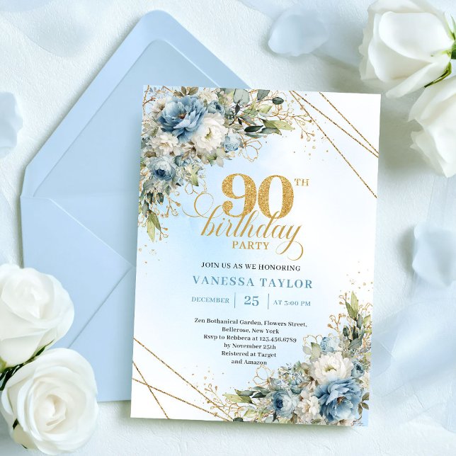 Klassisch Boho Staubblau Weiße Blumen 90. Geburtst Einladung (Classic Dusty Blue White Floral 90th Birthday Invite

)