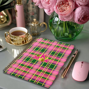 Klassisch Rosa & Grün kariert mit Monogramm  Notizbuch