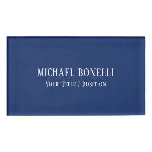 Klassische blaue Farbe elegante Serifenschrift min Namenschild