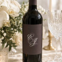 Klassische dunkelbraune Hochzeit im Stil des alten