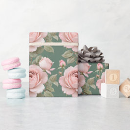 Klassische englische Rosen in Blassrosa Geschenkpapier