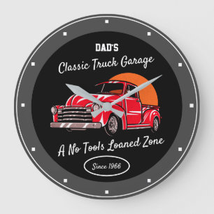 Klassische LKW Garage Papa oder irgendein Name Rot Große Wanduhr