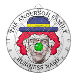 Klassische Tafel mit benutzerdefiniertem Text und Dartscheibe