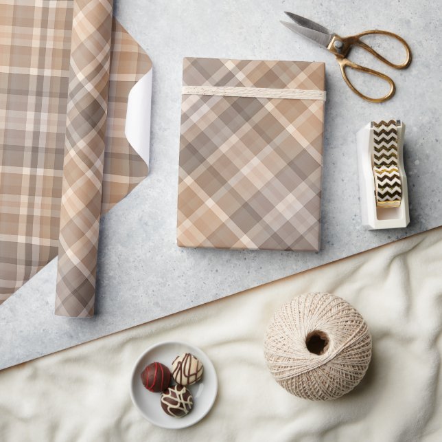 Klassische traditionelle Beige Tan Taupe Brown Gin Geschenkpapier (Kunsthandwerk)