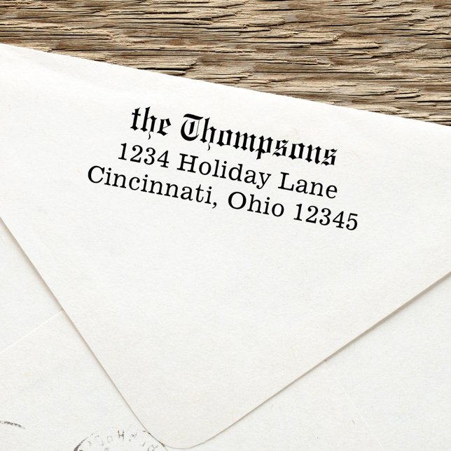 Klassische Typografie mit einfacher Rücksendeadres Permastempel (Simple minimalist classic style return address self inking stamp.)