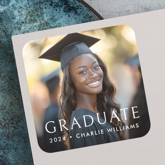 Klassischer Abschluss-Foto Quadratischer Aufkleber (Elegant classic graduation photo graduate square sticker)