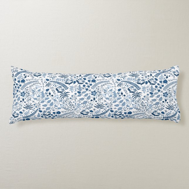 KLASSISCHER BLAU | Boho Floral Beauty Seitenschläferkissen (Vorderseite)