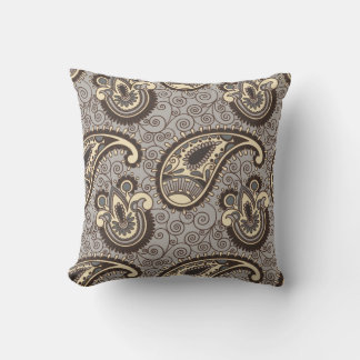 Klassischer Eleganter Paisley | Sturm und Creme Kissen