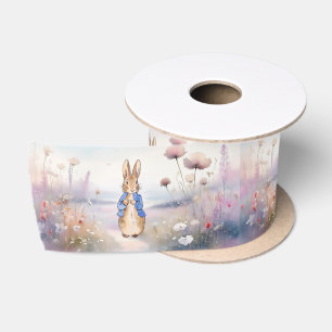 Klassischer Hase auf einem Feld mit Wildblumen Satinband