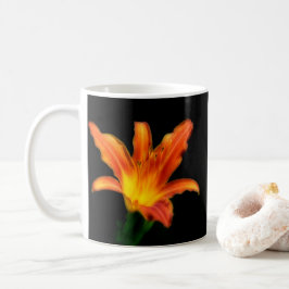 Klassischer Keramikbecher mit Lilienmuster Kaffeetasse