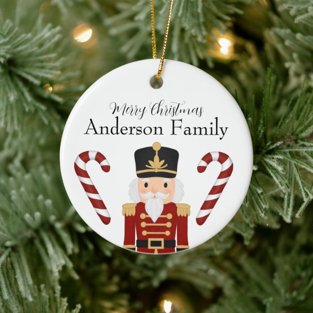 Klassischer Nussknacker-Weihnachts-Keramikschmuck Keramik Ornament (Baum)
