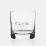 Klassischer Personalisierter Trauzeuge Whiskyglas<br><div class="desc">Klassische Geschenke für Personalisierten Trauzeuge mit Namen,  Titel und Hochzeitstermin des personalisierten Trauzeugen im klassischen Serif-Schriftart-Stil. Auch perfekt für Trauzeuge,  Vater der Braut und mehr.</div>