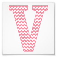 Klassischer Preppy Pink Zickzack Letter V Monogram