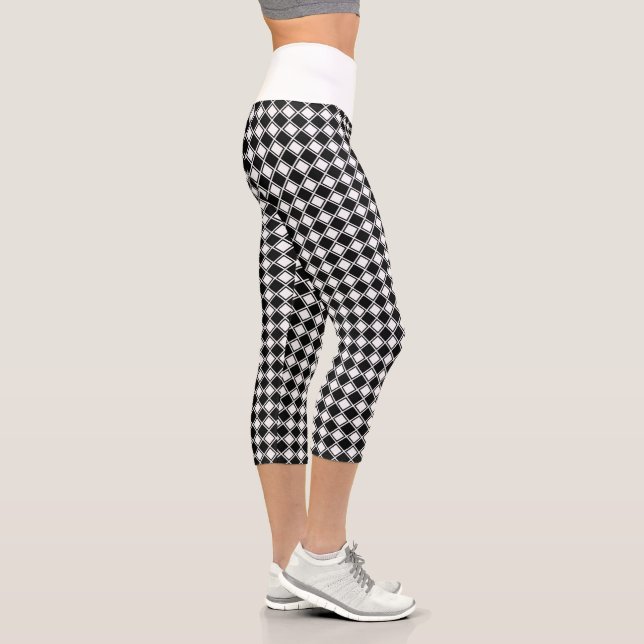 Klassischer Schwarz-weißer Diamond Schachbrett Mus Capri Leggings (Rechts)
