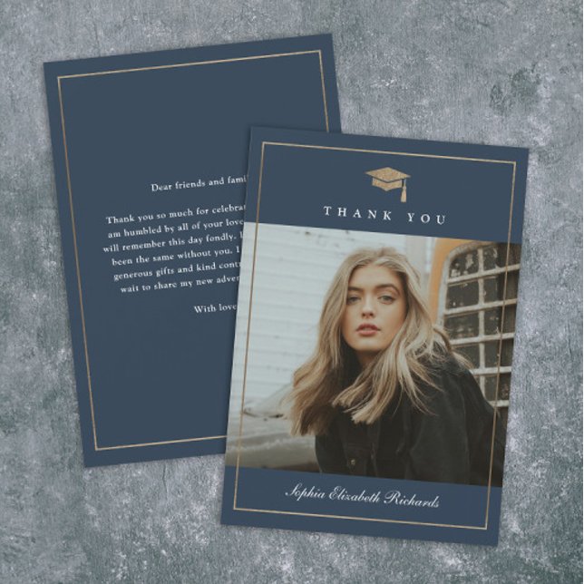 Klassischer Script Gold Foto Abschluss Dankeskarte (Elegant gold graduation cap navy blue photo graduation thank you cards.)