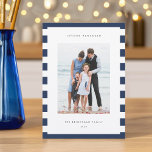 Klassischer Streifen | Vertikales Foto Hanukkah Feiertagskarte<br><div class="desc">Teilen Sie mit diesen Hanukkah Fotokarten Urlaubsgrüße mit Ihrem Lieblings-Foto-Set auf einem Hintergrund von hellblauen und weißen Streifen. Ein editierbarer Nachrichtenbereich lasse Ihnen,  Ihre Chanukah oder Ihren Feiertagsgruß anzupassen. Fügen Sie Ihren Familiennamen oder Ihre Namen zusammen mit dem Jahr hinzu.</div>