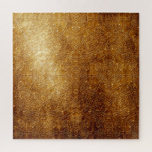 Klassischer verzierter Metallteller aus Gold