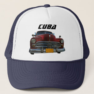 Klassisches amerikanisches Auto in Vinales, Kuba Truckerkappe