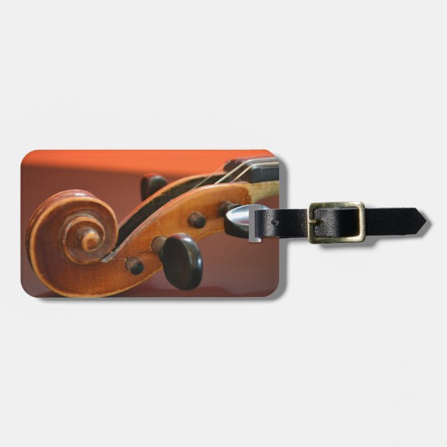Klassisches aufgereihtes Musikinstrument der Gepäckanhänger (Vorderseite horizontal)