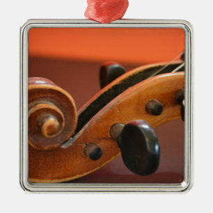 Klassisches aufgereihtes Musikinstrument der Silbernes Ornament
