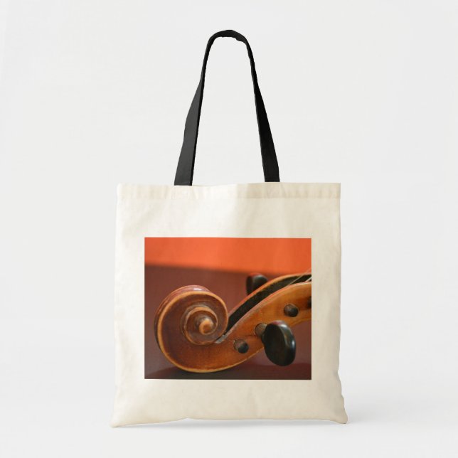 Klassisches aufgereihtes Musikinstrument der Tragetasche (Vorne)