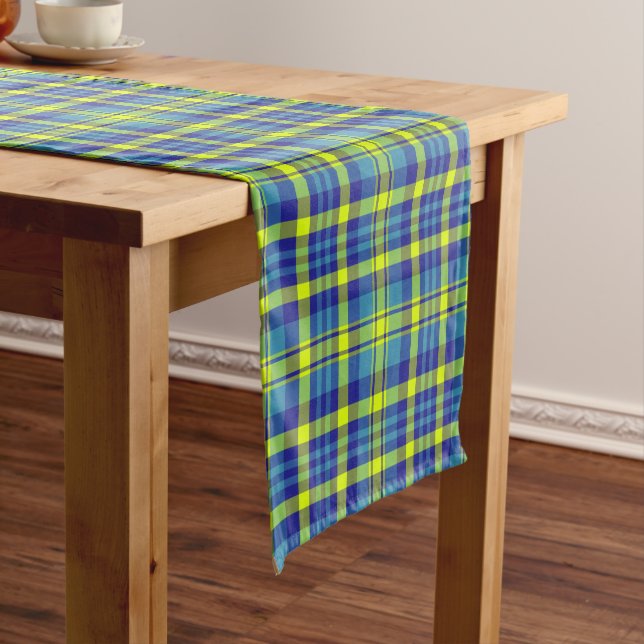 Klassisches Blaues Kariertes Tartan Muster Kurzer Tischläufer (Beispiel)