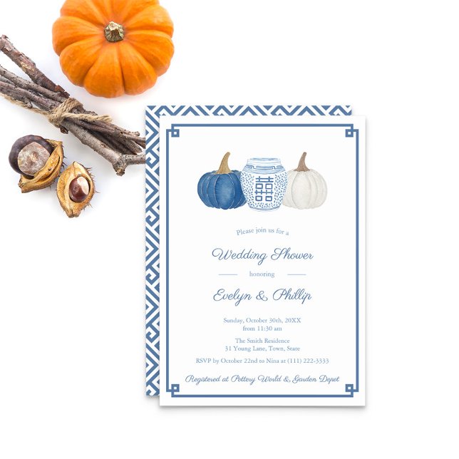 Klassisches Brautparty für blaue und weiße Pumpkin Einladung (Navy Blue And White Pumpkins With Ginger Jar And Greek Key Wedding Shower Party Invitation)