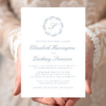 Klassisches Dusty Blue Monogram Wreath Script
