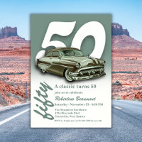 Klassisches grünes Auto wird 50