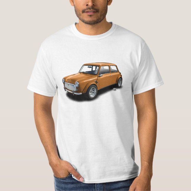 Klassisches orange Miniauto auf weißem T - Shirt (Vorderseite)