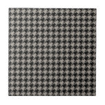 Klassisches Pepita Hahnentrittmuster Muster Schwar Fliese<br><div class="desc">Evergreen elegante und klassische Stoffmuster mit Pepita/Hahnentrittmuster-Muster in Schwarz-Grautönen.</div>