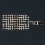 Klassisches Pepita Hahnentrittmuster Muster Schwar Gepäckanhänger<br><div class="desc">Evergreen elegante und klassische Stoffmuster mit Pepita/Hahnentrittmuster-Muster in Schwarz-Grautönen.</div>