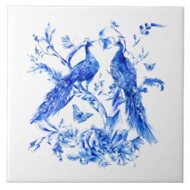 Klassisches Porzellan Blue Peacocks weißer Hinterg Fliese