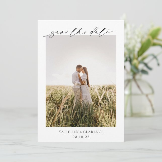 Klassisches Schwarz-Weiß-Foto Elegante Hochzeit Save The Date (Stehend Vorderseite)