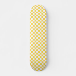 Klassisches visuelles gelbes Schachbrettmuster Skateboard