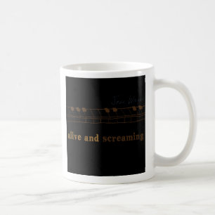 Klavier befestigt die besonders angefertigte Tasse