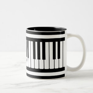 Klavier befestigt Schwarzweiss-Muster Zweifarbige Tasse