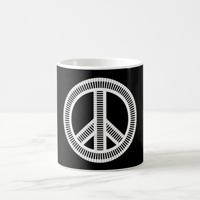 Klavierklingeln - abgeschiedenes, kreatives Zeiche Kaffeetasse (Mittel)