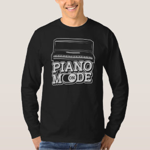 Klaviermodus auf der Tastatur des Musikers T-Shirt