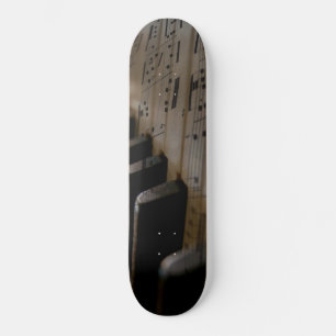 Klaviertasten für antike Musik Skateboard