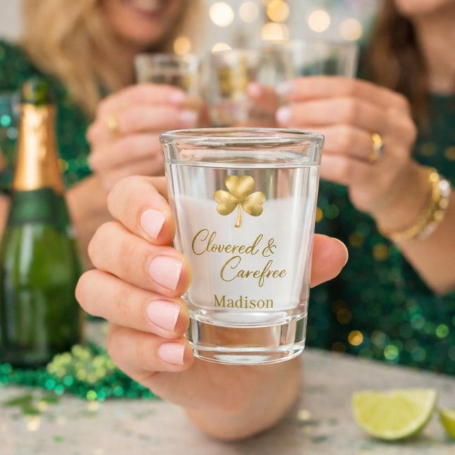 Klee & Sorglos Gold Shamrock Luxe Schnapsglas (Von Creator hochgeladen)