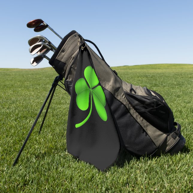 Kleeblatt auf schwarzem Gtt Golfhandtuch (Gras)