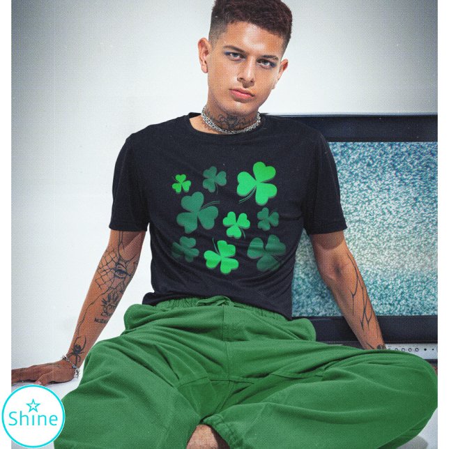 Kleeblatt Clover Leaf Modernes Design T-Shirt (Von Creator hochgeladen)