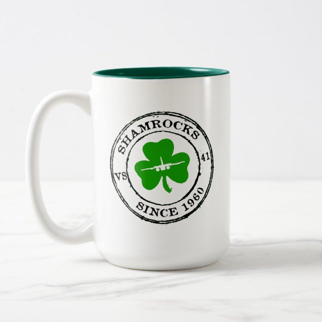 KLEEBLATT SEIT 1960 ZWEIFARBIGE TASSE (Links)