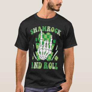 Kleeblatt und Roll Skeleton Retro St Pattys Patric T-Shirt