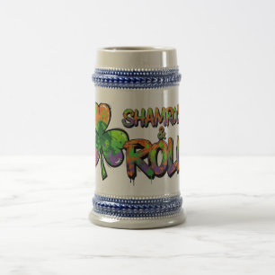 Kleeblatt und Roll St. Patrick's Day Bierglas