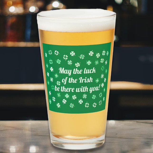 Kleeblätter 4-blättrige Klee - leicht bis dunkel G Glas (Shamrocks 4-leafed clovers - Light to Dark Greens  Beer or Lemonade Glass by Leapfroglisics Shop)