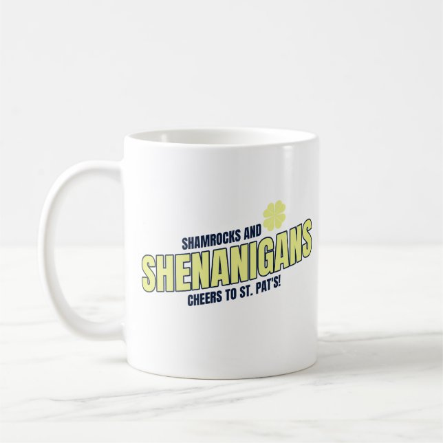 Kleeblätter und Schabernack zum St. Patrick's Day Kaffeetasse (Links)
