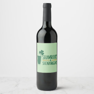 Kleeblatts & Shenanigans: St. Patrick's Day Design Weinetikett