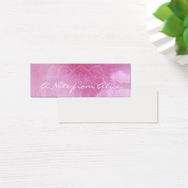 Kleine Anmerkungen mit rosa Aquarell u. weißer (Schreibtisch)